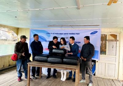 Xem xét phao nổi HDPE SuperPlas